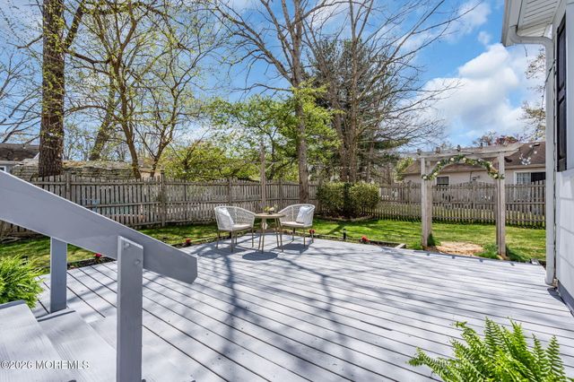 117 Inlet Avenue, Manahawkin, NJ 08050