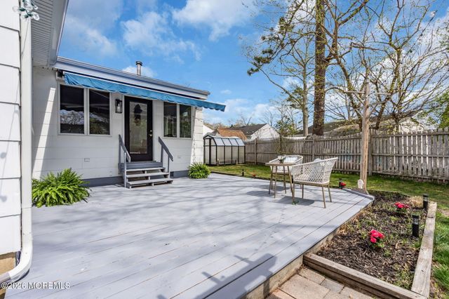 117 Inlet Avenue, Manahawkin, NJ 08050