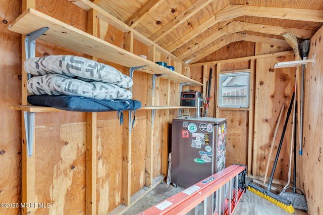 117 Inlet Avenue, Manahawkin, NJ 08050