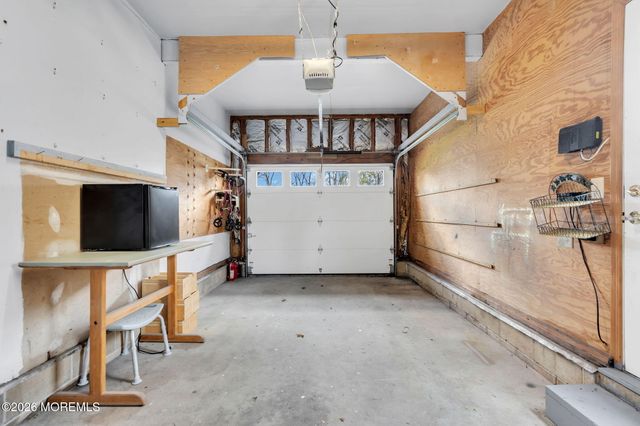 117 Inlet Avenue, Manahawkin, NJ 08050