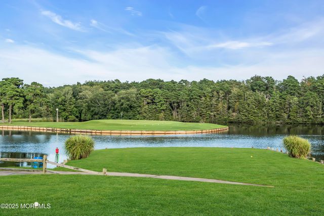 117 Inlet Avenue, Manahawkin, NJ 08050