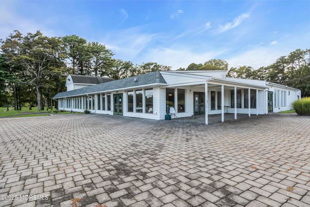 117 Inlet Avenue, Manahawkin, NJ 08050