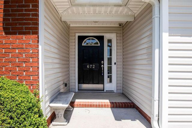 672 Chas Court, High Point, NC 27265