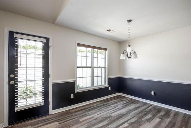 672 Chas Court, High Point, NC 27265
