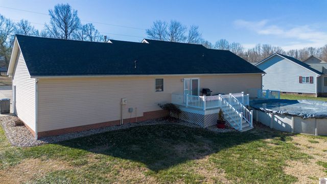8265 Silver Ridge 3 B, West Paducah, KY 42086