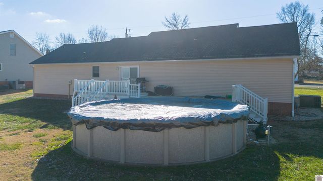 8265 Silver Ridge 3 B, West Paducah, KY 42086