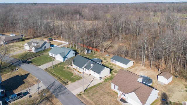 8265 Silver Ridge 3 B, West Paducah, KY 42086