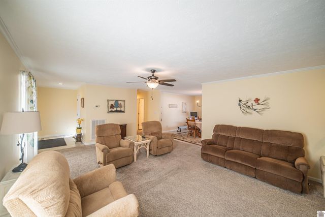 8265 Silver Ridge 3 B, West Paducah, KY 42086