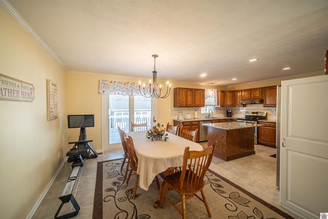 8265 Silver Ridge 3 B, West Paducah, KY 42086