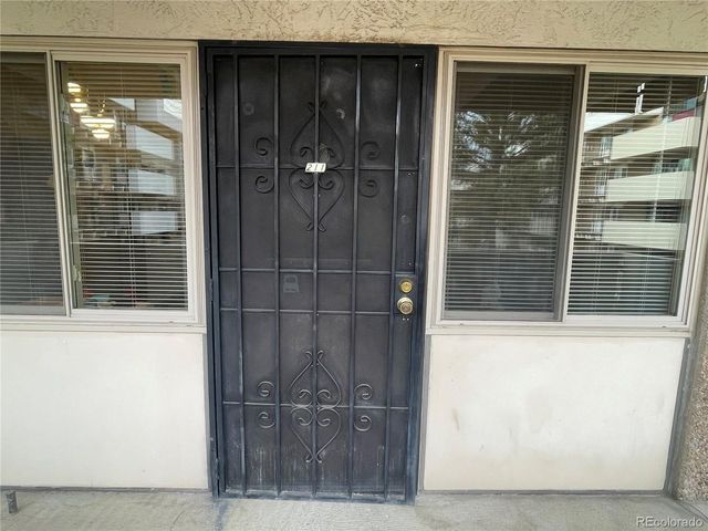 384 S Ironton St 211, Aurora, CO 80012