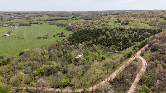 4940 Sellers Ford Road, Hartville, MO 65667