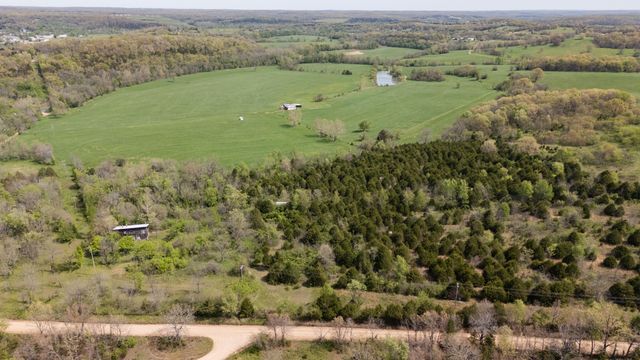 4940 Sellers Ford Road, Hartville, MO 65667