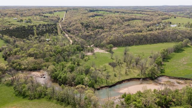 4940 Sellers Ford Road, Hartville, MO 65667