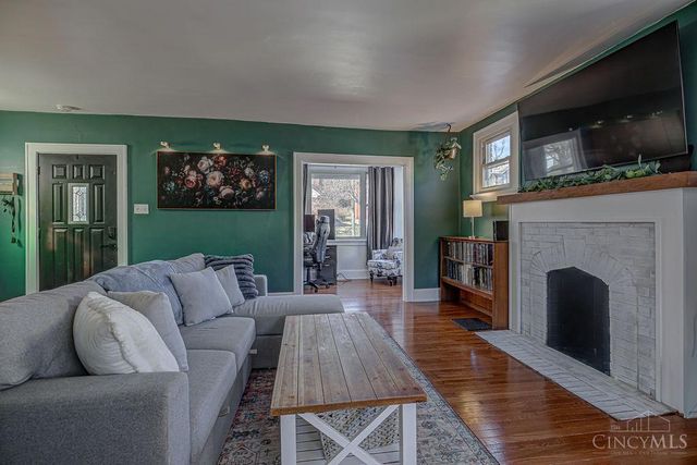 2635 Ocosta Avenue, Cincinnati, OH 45211