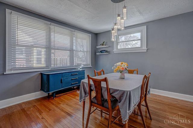 2635 Ocosta Avenue, Cincinnati, OH 45211