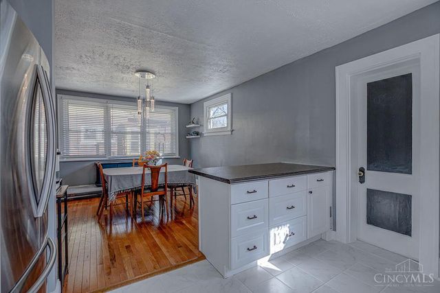 2635 Ocosta Avenue, Cincinnati, OH 45211