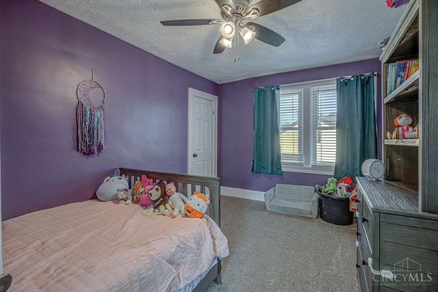 2635 Ocosta Avenue, Cincinnati, OH 45211