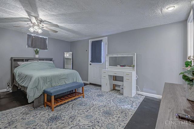 2635 Ocosta Avenue, Cincinnati, OH 45211