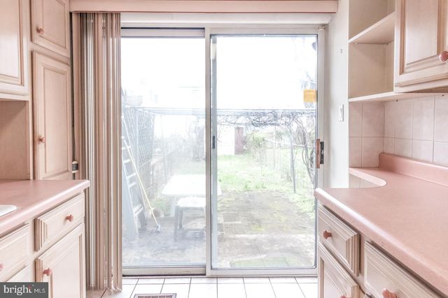 212 HEWITT ST, Trenton, NJ 08611