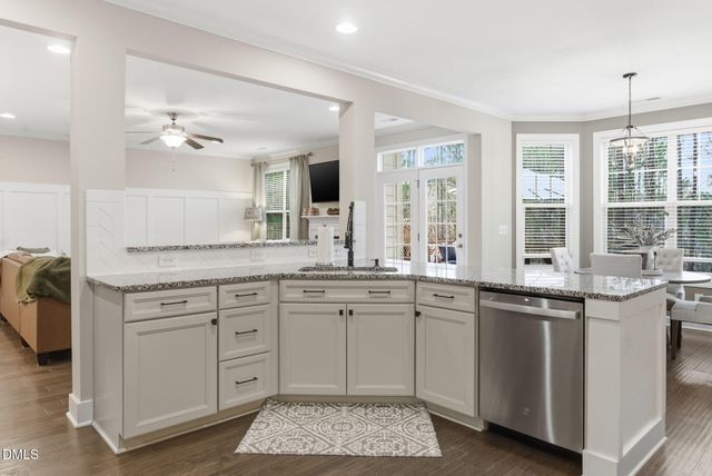 36 Peninsula Court, Clayton, NC 27520