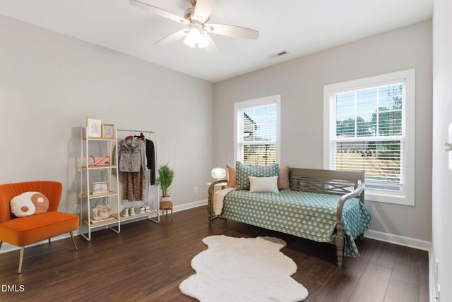 36 Peninsula Court, Clayton, NC 27520