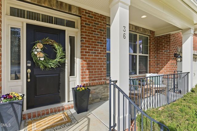 36 Peninsula Court, Clayton, NC 27520