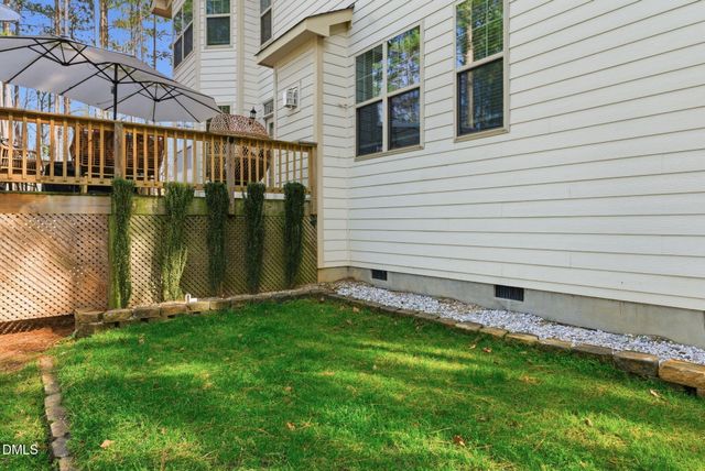 36 Peninsula Court, Clayton, NC 27520