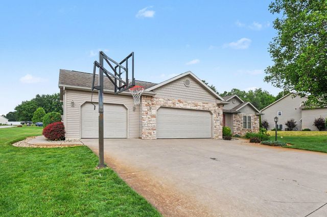 57175 Garnet Lane, Goshen, IN 46528