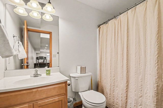 57175 Garnet Lane, Goshen, IN 46528