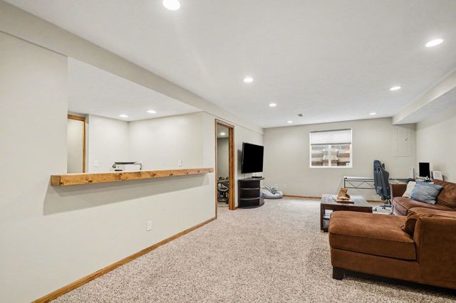 57175 Garnet Lane, Goshen, IN 46528