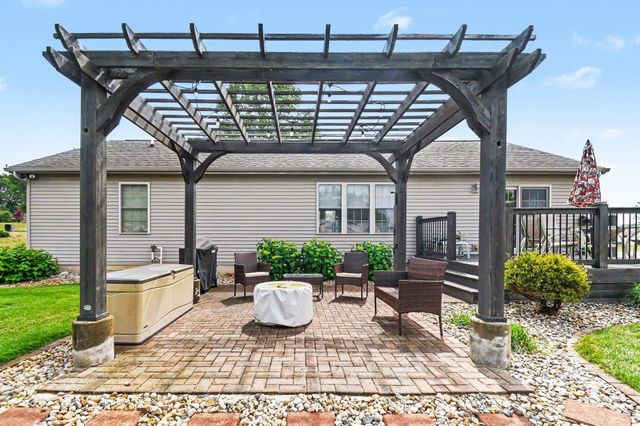 57175 Garnet Lane, Goshen, IN 46528