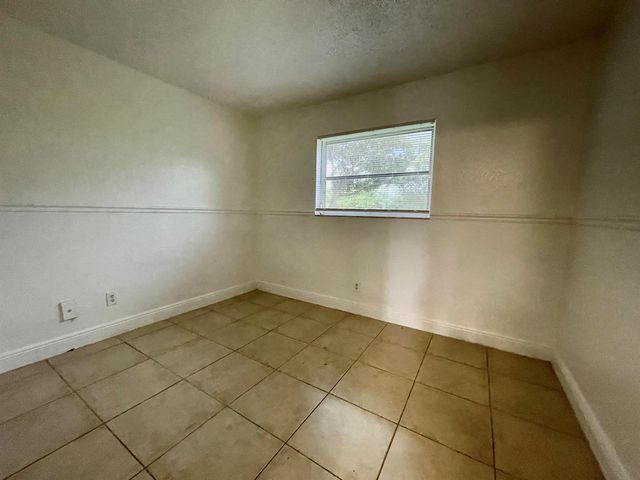 400 NW 65th Avenue 114, Margate, FL 33063