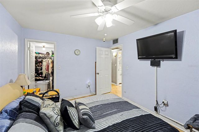 8402 111TH STREET N 101, Seminole, FL 33772