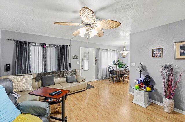 8402 111TH STREET N 101, Seminole, FL 33772