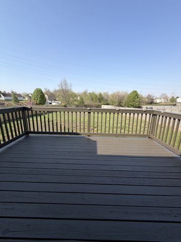 1276 Archwood Dr, Clarksville, TN 37042