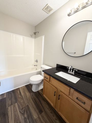 1276 Archwood Dr, Clarksville, TN 37042