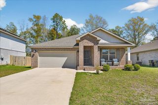 6320 Burrow Ln, Pensacola, FL 32526