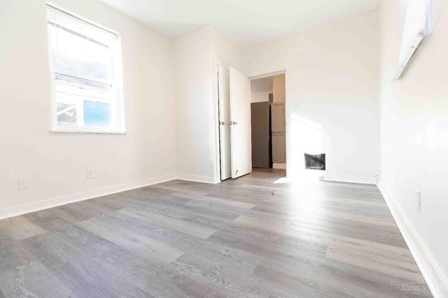 1909 Pogue Avenue, Cincinnati, OH 45208