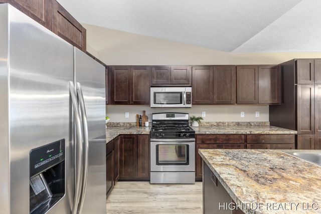 644 Wren Court, Middleville, MI 49333