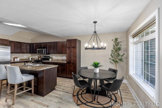 644 Wren Court, Middleville, MI 49333