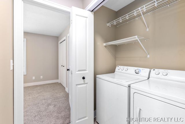 644 Wren Court, Middleville, MI 49333