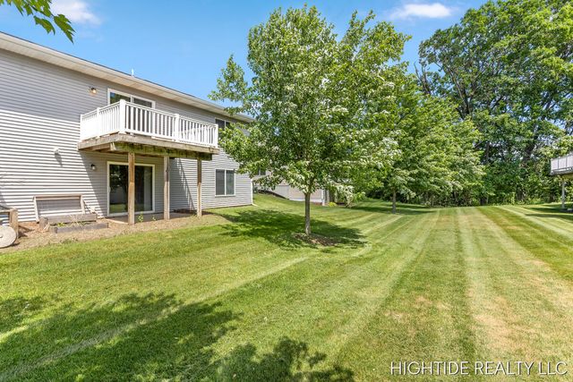 644 Wren Court, Middleville, MI 49333