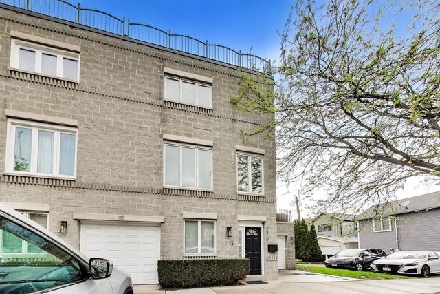 2810 N WOLCOTT Avenue 2810, Chicago, IL 60657