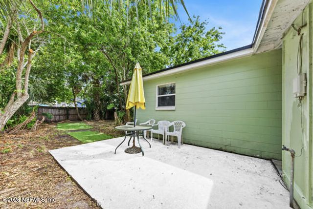 175 SEMINOLE Road, Atlantic Beach, FL 32233