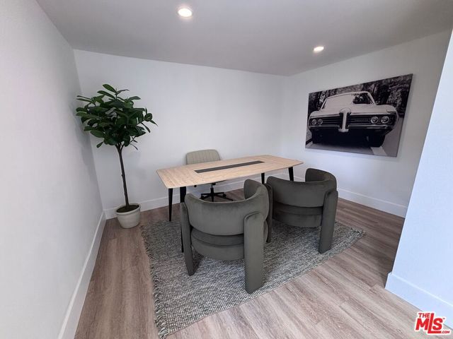 6018 S Harcourt Avenue, Los Angeles, CA 90043