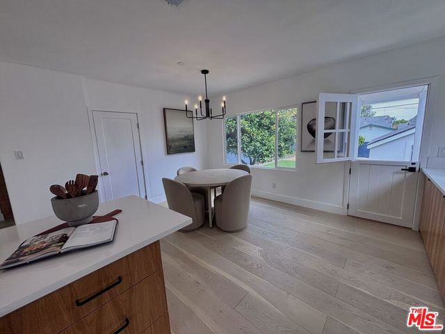 6018 S Harcourt Avenue, Los Angeles, CA 90043
