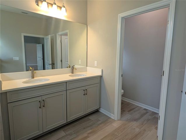 8545 CACHE DRIVE, Sarasota, FL 34240