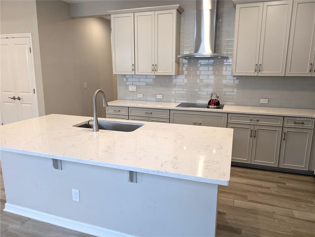 8545 CACHE DRIVE, Sarasota, FL 34240