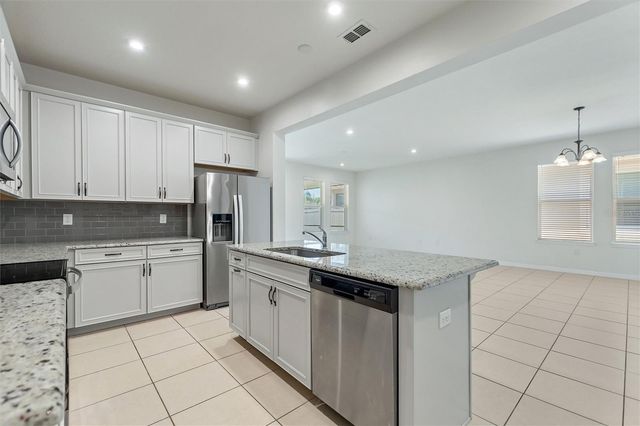 2500 AVIAN LOOP, Kissimmee, FL 34741