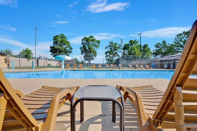 186 Bunker Ridge Drive 6, Branson, MO 65616